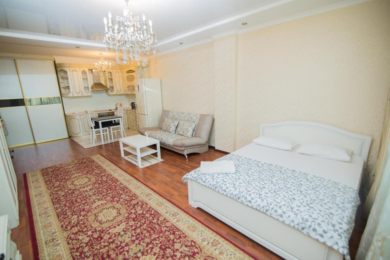 Apartment Severnoe 89 Asztana Kültér fotó